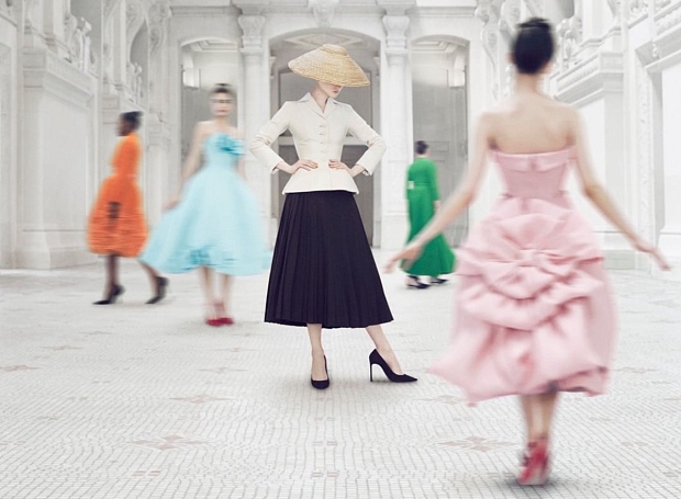 Посмотрите выставку Christian Dior: Designer of Dreams, не выходя из дома
