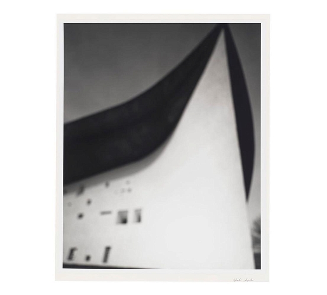 Hiroshi Sugimoto; 'Chapelle Notre-Dame du Haut — Le Corbusier', 1998 фото № 1