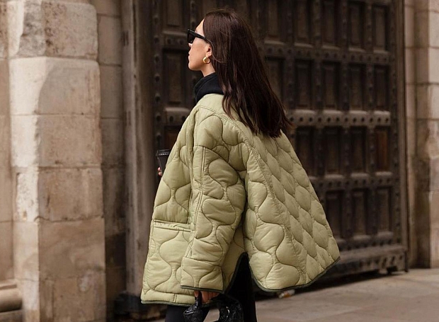 Эту осеннюю куртку обожают модные блогеры, и ее можно купить прямо сейчас