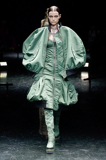 Jean Paul Gaultier Couture осень-зима 2021/22 фото № 5