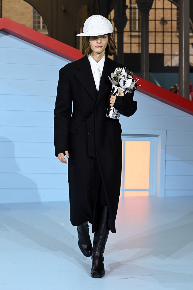 Louis Vuitton Men осень-зима 2022/23 фото № 2