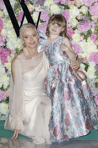Княгиня Шарлен с дочерью Габриэллой фото № 2