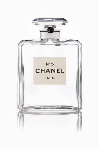 Флакон культового аромата Chanel N°5 фото № 1