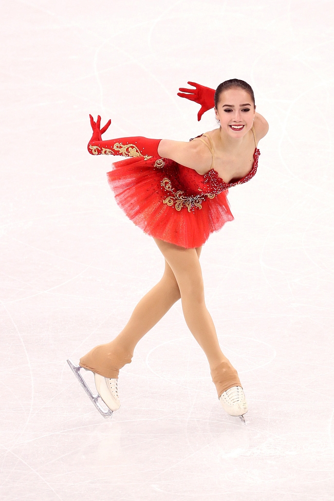 Выступление Алины Загитовой на Олимпиаде-2018 фото № 4