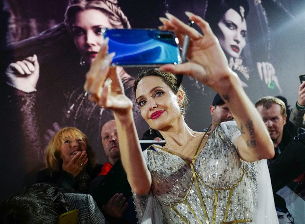 Анджелина Джоли снова актриса: 5 фактов о фильме «Малефисента: Владычица тьмы» (для тех, кто уже посмотрел)