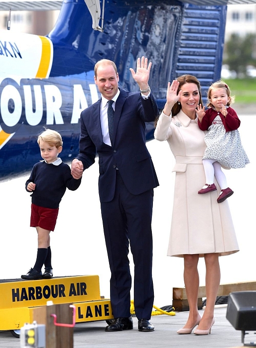 Принц Уильям и Кейт Миддлтон с детьми принцем Джорджем и принцессой Шарлоттой фото № 1