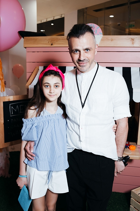 Александр Сирадекиан с дочкой фото № 1