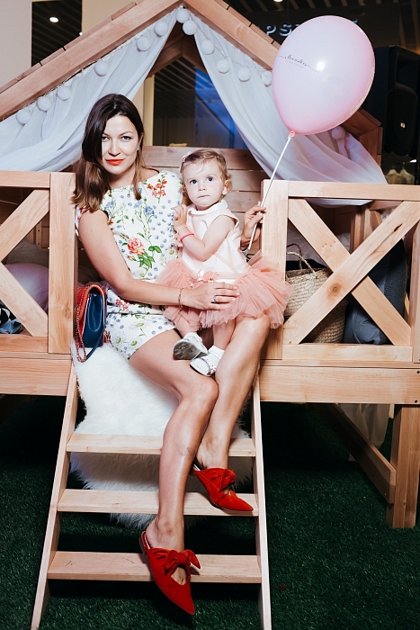 Юлия Курепова с дочерью Дианой фото № 29