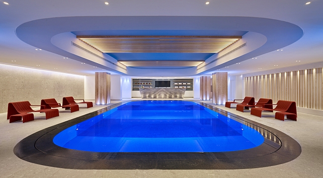 Бассейн спа-центра Kalloni Spa в отеле Parklane, a Luxury Collection Resort & Spa, Limassol фото № 7