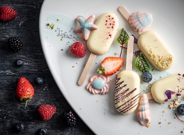 7 впечатляющих десертов для девушек в ресторанах Москвы