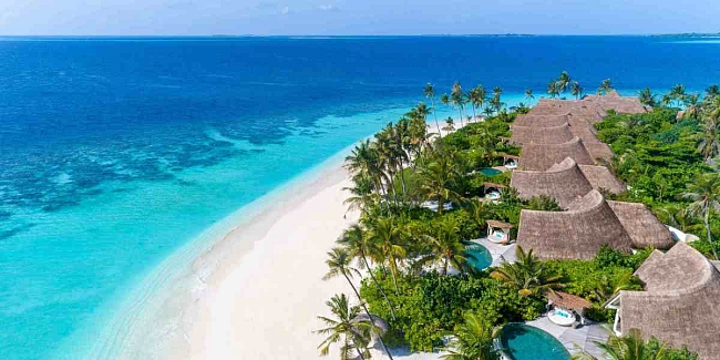 Пляжный берег отеля Milaidhoo Island Maldives фото № 1