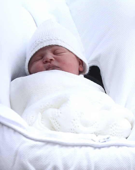 Кейт Миддлтон и принц Уильям обнародовали имя третьего ребенка фото № 2