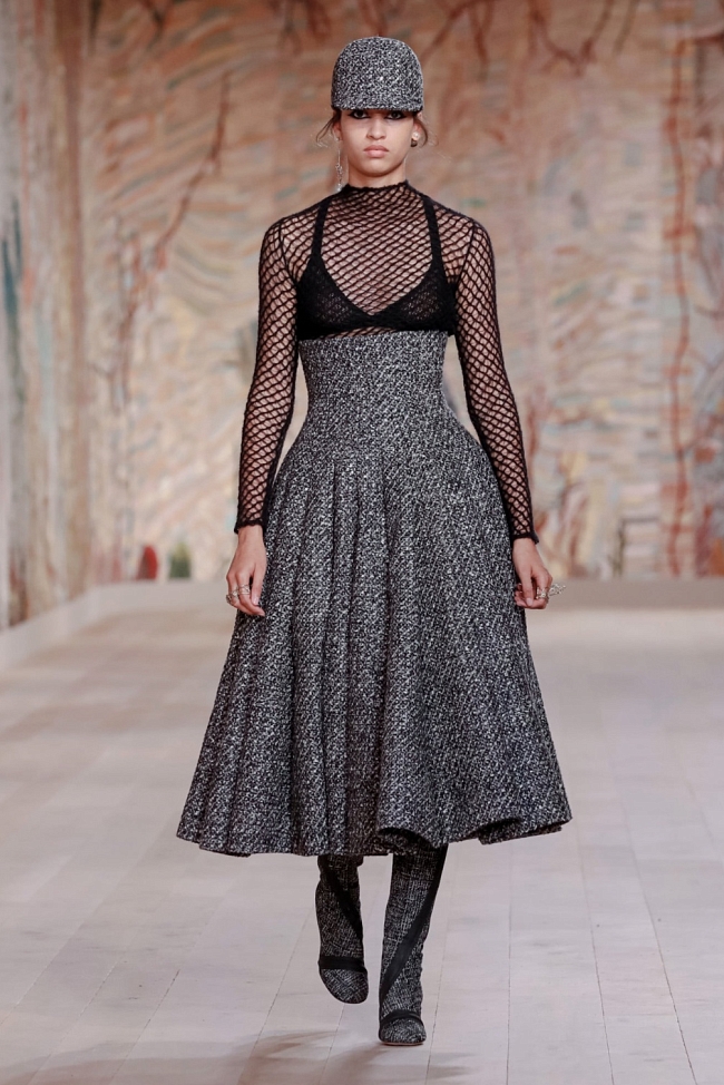 Christian Dior Couture осень-зима 2021/22 фото № 2