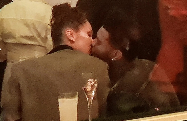 Поцелуй Беллы Хадид и The Weeknd на вечеринке в Каннах фото № 2