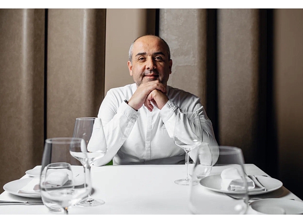 Бренд-шеф ресторана DUE FORNI Винченцо Гуарино — о карьере, еде для счастья и креативе на кухне