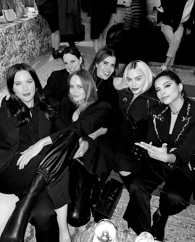 Мадонна с подругами. Фото: @madonna фото № 2