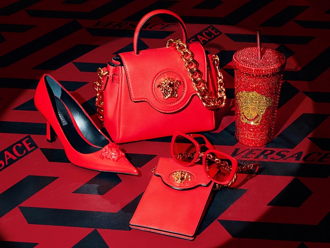 Versace Chinese New Year 2022 фото № 15