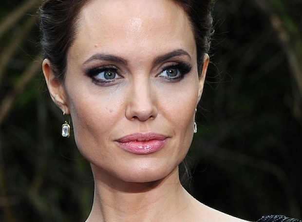 Что сейчас происходит в личной жизни Анджелины Джоли?