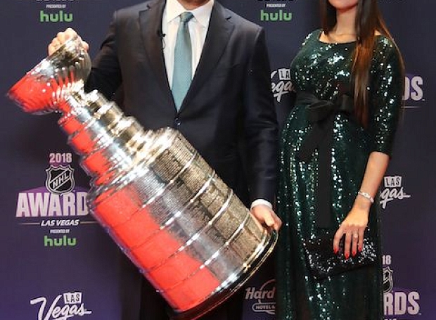 Александр Овечкин и беременная Анастасия Шубская на NHL Awards 2018
