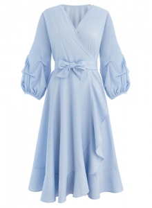 Голубое платье на запах с пышными рукавами  фото № 8