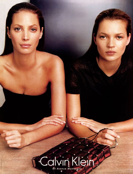 Кристи Тарлингтон и Кейт Мосс в рекламной кампании Calvin Klein весна-лето 1998 фото № 18