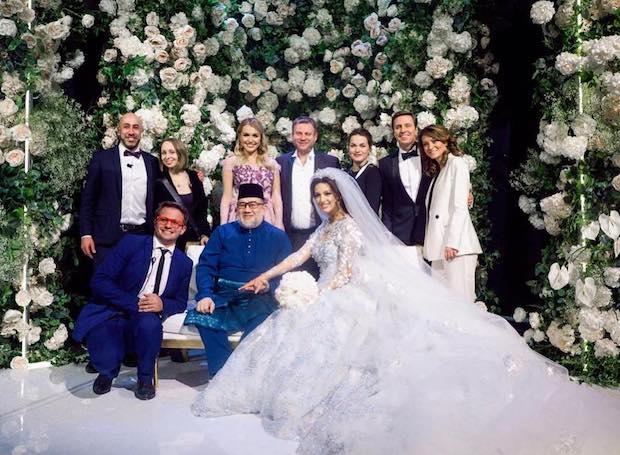 Восточная сказка: «Мисс Москва-2015» Оксана Воеводина вышла замуж за малайзийского короля