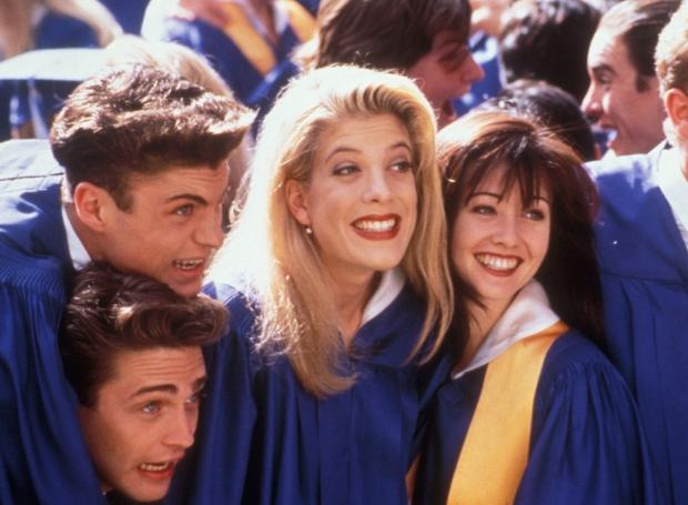 В сети появился первый тизер перевыпуска «Беверли Хиллз 90210»