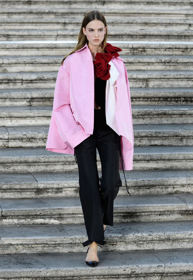 Valentino Couture осень-зима 2022/23 фото № 31