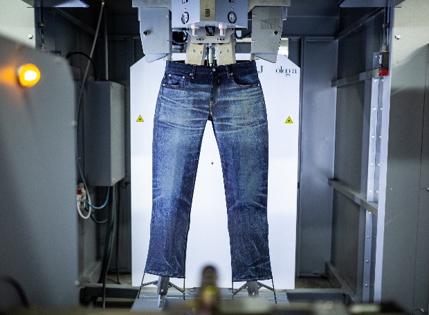 Осознанное потребление: как джинсы спасут мир