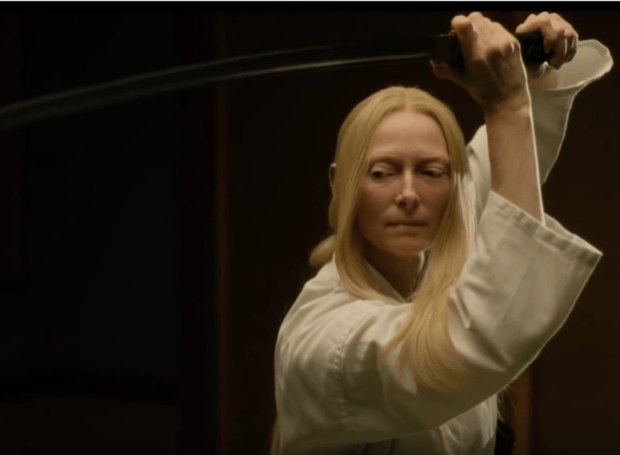 Посмотрите на Билла Мюррея, Тильду Суинтон, Селену Гомес в трейлере нового фильма Джима Джармуша