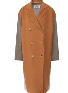 Коричневое шерстяное пальто с контрастными рукавами  фото № 3