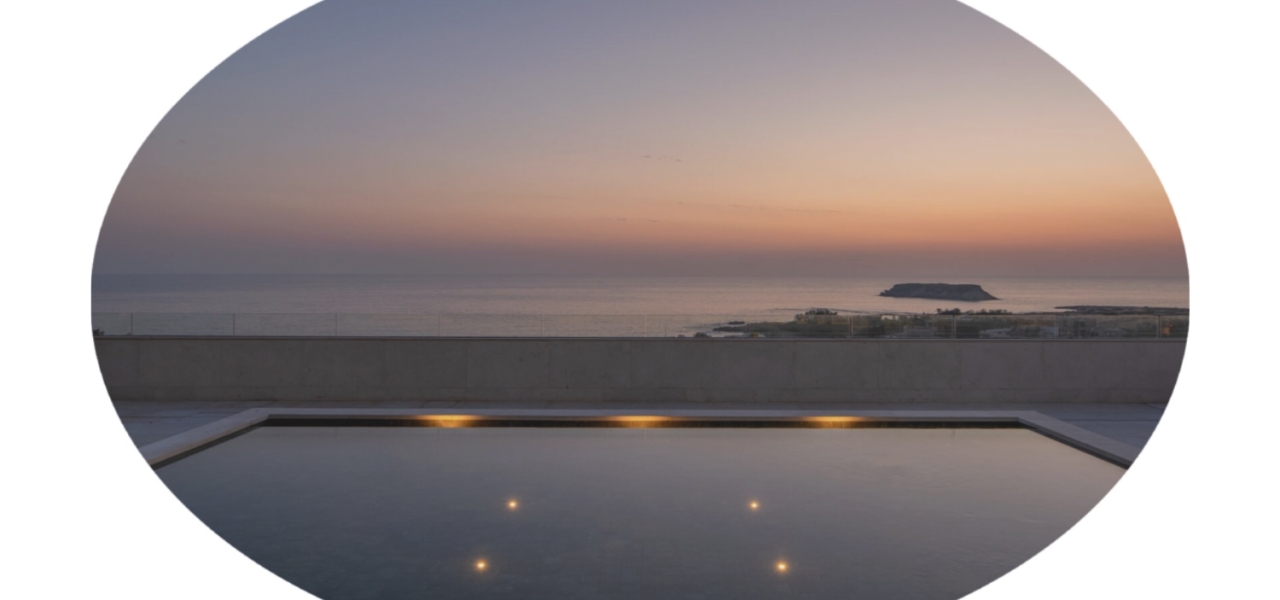 Travel-дайджест: переосмысленный велнес на курорте Velassaru Maldives, открытие The Standard в Паттайе и новые бранчи в Banyan Tree Dubai 