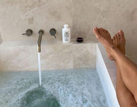 Как принимать ванну, чтобы получать максимум пользы и расслабления