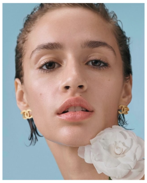 Moisturizing. Легкие увлажняющие средства для лица на лето-2025 