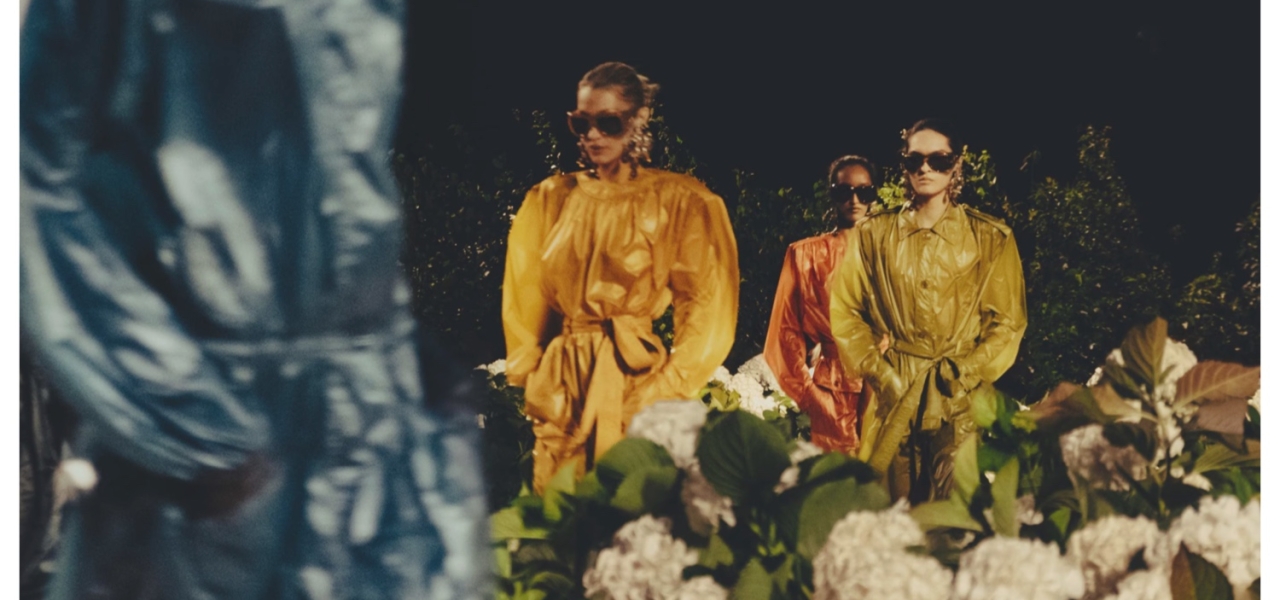 Объем, цвет и униформа. Главные тренды этой весны 