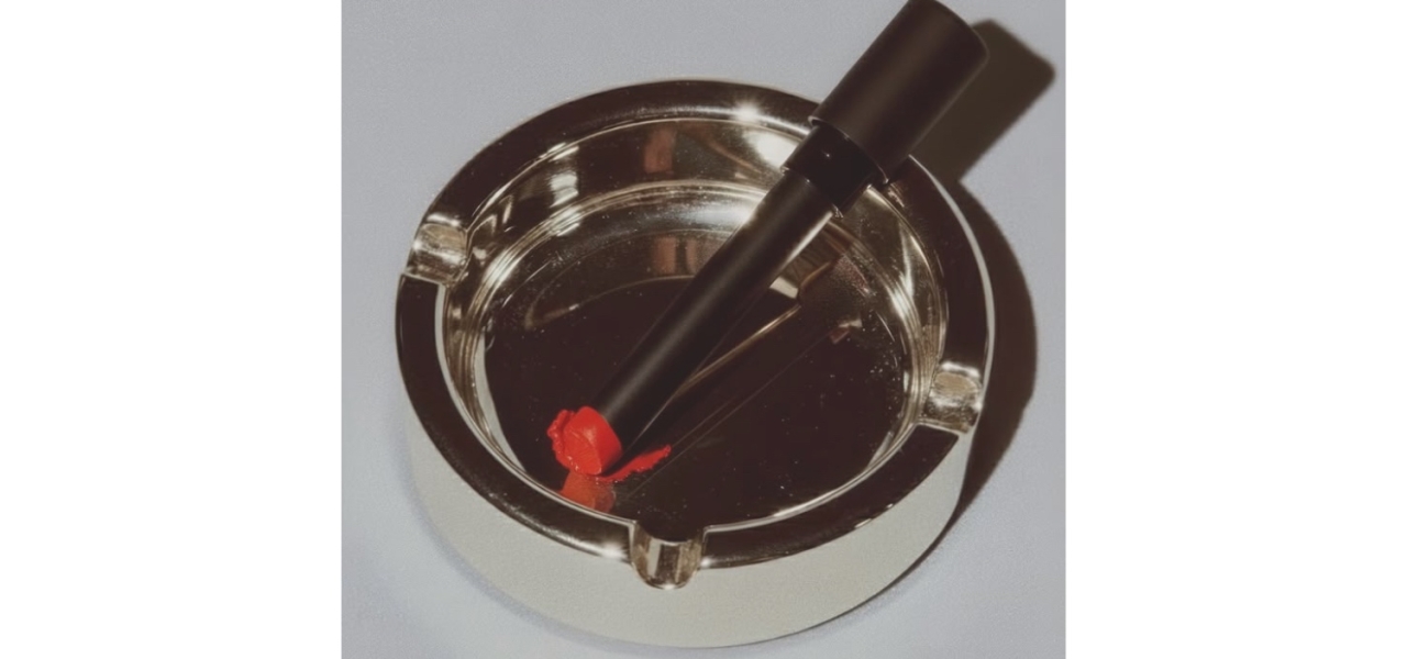 Бьюти-дайджест: аналитика красоты от «Золотого Яблока», обновленная коллекция масел для губ RINK, коллаборация hi,dear х TEKSTURA  