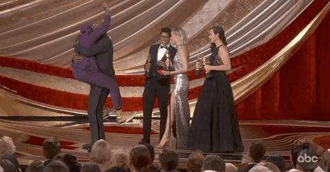 Вспомнить все: самые веселые и трогательные моменты «Оскара-2019» фото № 10