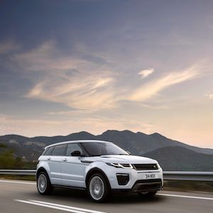 Еще надежнее, еще быстрее: новые двигатели Range Rover Evoque и Discovery Sport 