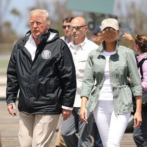 Мисс Америка: Мелания Трамп в авиаторах и ботинках Timberland в Пуэрто-Рико