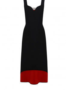 Черное платье с глубоким вырезом в форме сердца фото № 30