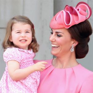 Pretty in pink: Кейт Миддлтон и ее дочь в розовых нарядах