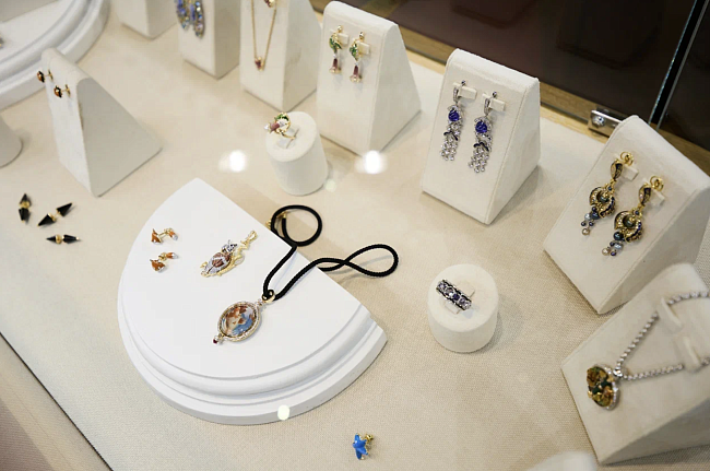 Что нужно знать о 51-м Российском Антикварном Салоне и 11-м проекте Lifestyle Искусство интерьера фото № 5