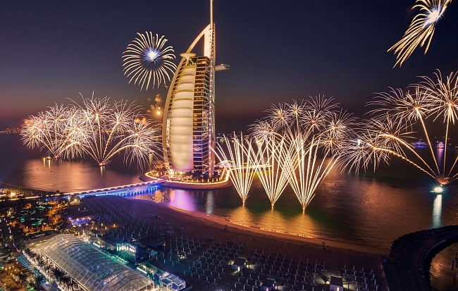 Отели Jumeirah Group в Дубае готовятся к праздничному сезону фото № 1