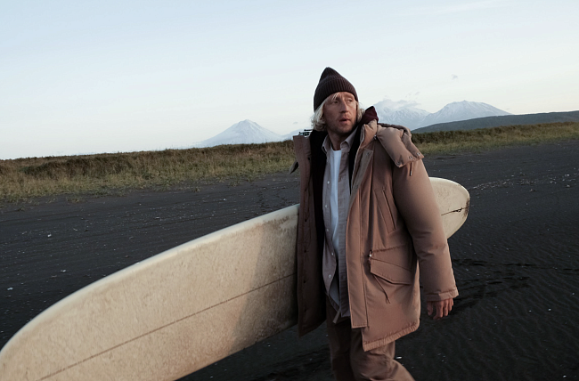 Fashion-дайджест: кампейн 12 STOREEZ, новые модели JENЁK и другие новости фото № 2