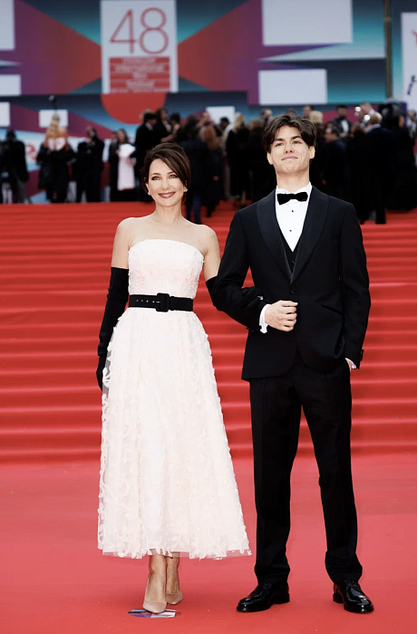 Екатерина Климова в украшениях Mercury с сыном Матвеем фото № 9