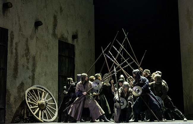 Александра Ревенко, Ирина Голомаздина, Екатерина Мухина и другие на премьере спектакля Андрея Кончаловского «Макбет» фото № 2