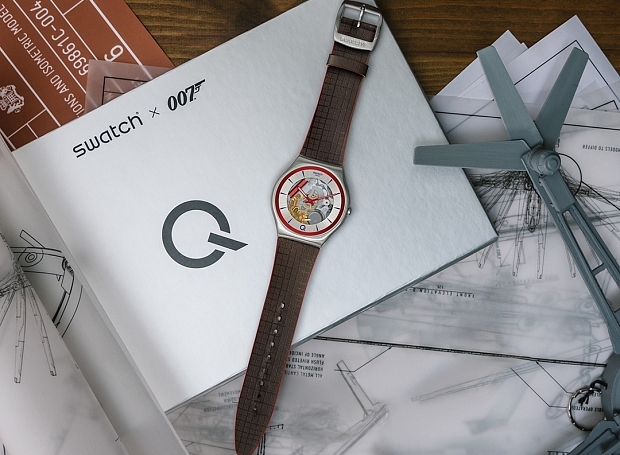 Swatch выпустили модель часов вместе с художником по костюмам новой части бондианы «Не время умирать» 