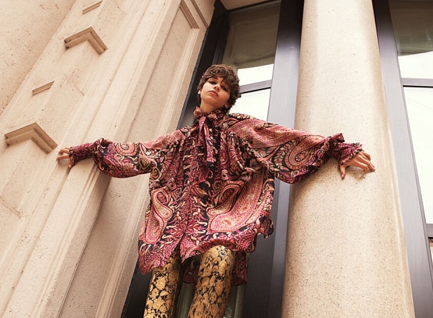 Харрис Рид, любимый дизайнер Гарри Стайлса и Иман, создал коллекцию блуз вместе с Etro