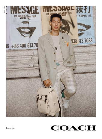Fashion-дайджест: коллекции Prada, Fendi и Michael Kors к китайскому Новому году, распродажа в Галереях «Времена года» и другие новости фото № 11