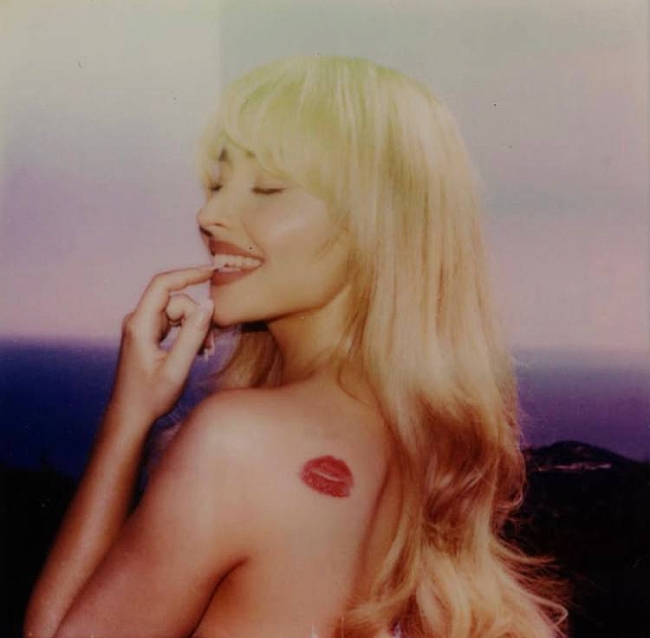 @sabrinacarpenter фото № 1